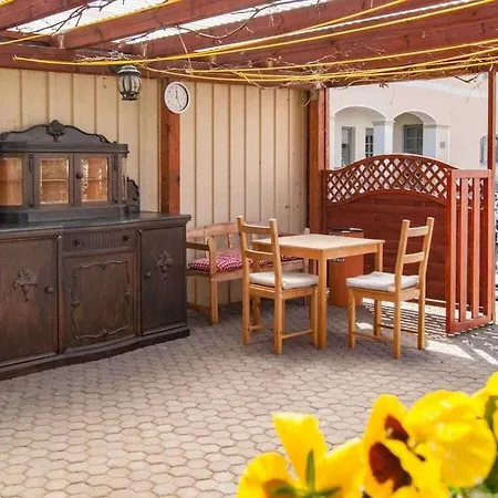 In With Wi-fi Holiday home *